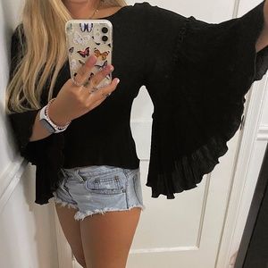 Black Long Sleeve Flowy Blouse